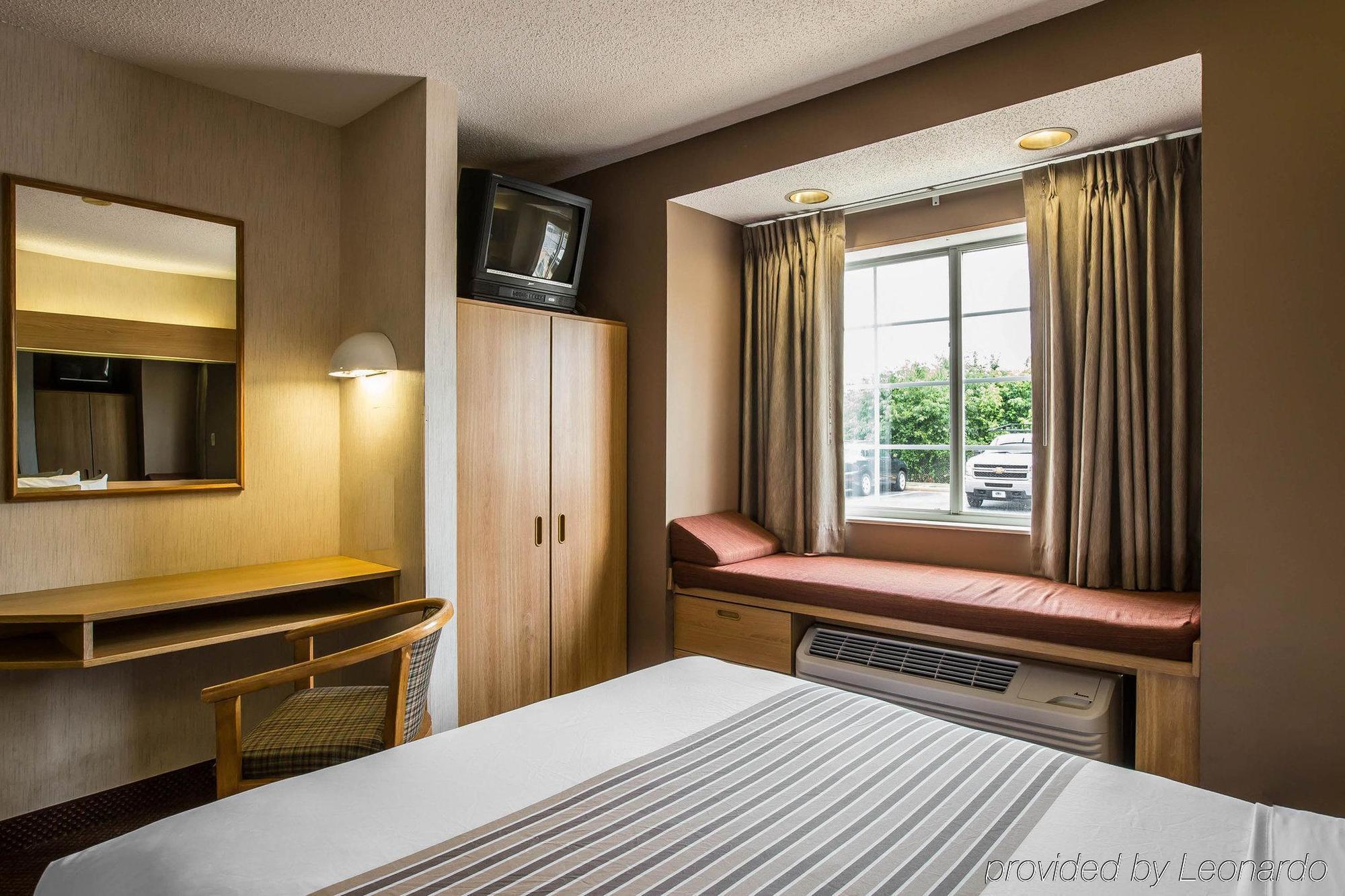 Econo Lodge Inn&Suites Greenville Exterior foto